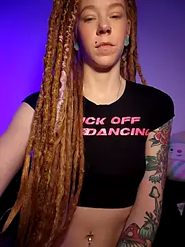 LucidLucy online show from March 2026 10:51:01 AM