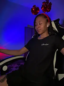 thebrattygoddess online show from February 2025 10:33:02 AM