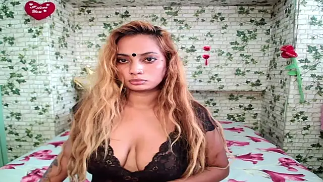 sexyindianchic online show from September 2025 12:54:01 PM