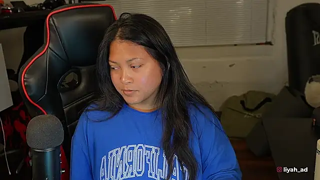 Snapshot of Bubbleliyah chatting on November 2025 03:06:01 AM Bubbleliyah online show from November 2025 03:06:01 AM