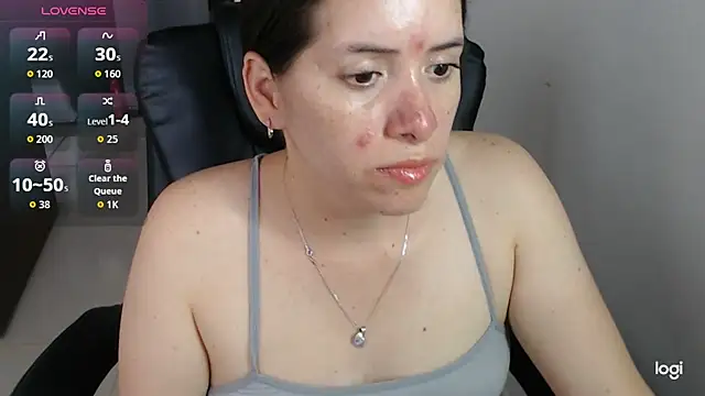 Snapshot of spicey_latina chatting on May 2026 07:32:02 PM spicey latina online show from May 2026 07:32:02 PM