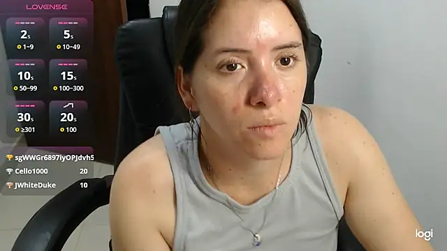 Snapshot of spicey_latina chatting on May 2026 01:57:16 AM spicey latina online show from May 2026 01:57:16 AM