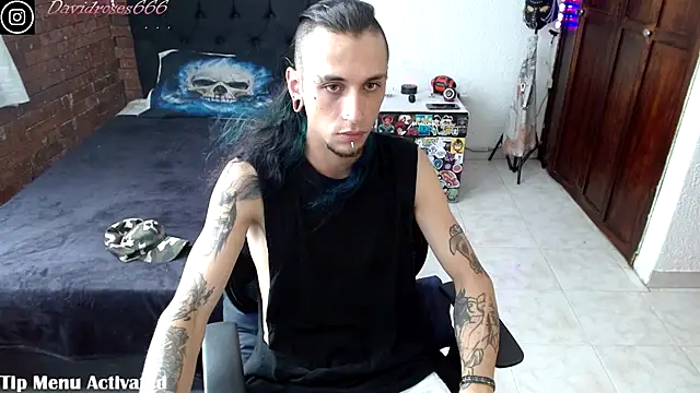 davidroses420 online show from November 2025 05:35:02 PM