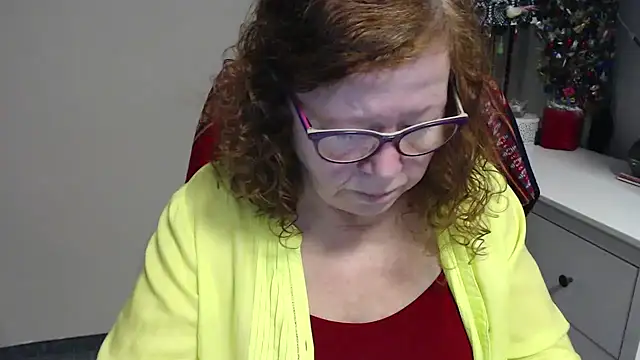 Snapshot of Adelewildx chatting on December 2025 03:56:02 AM Adelewildx online show from December 2025 03:56:02 AM