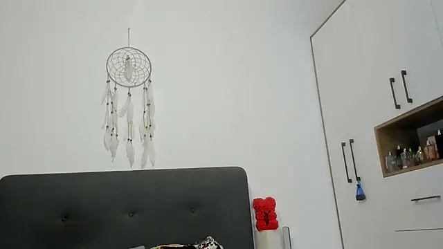 Snapshot of Allees95 chatting on March 2025 06:03:02 PM Allees95 online show from March 2025 06:03:02 PM