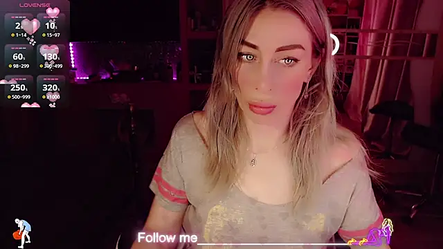 AnnieGOld  online show from March 2026 11:24:01 PM