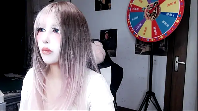 Snapshot of candy_cola chatting on February 2025 01:25:01 AM candy cola online show from February 2025 01:25:01 AM