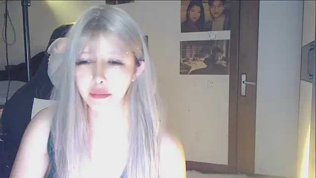 Snapshot of candy_cola chatting on September 2025 06:04:02 AM candy cola online show from September 2025 06:04:02 AM