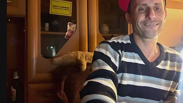 FireFox Feel online show from November 2025 07:58:01 PM