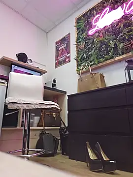 Snapshot of Nathotsexy1 chatting on February 2025 02:16:02 PM Nathotsexy1 online show from February 2025 02:16:02 PM