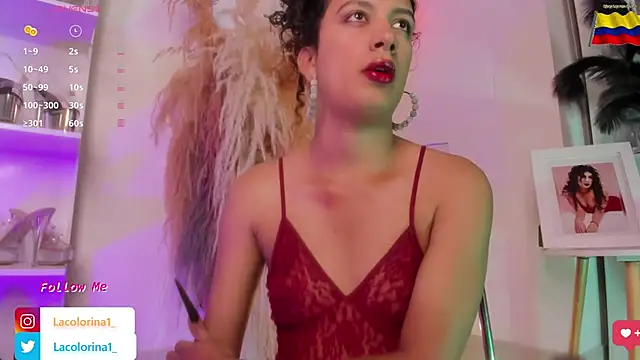 LaColorina  online show from October 2025 06:48:01 PM