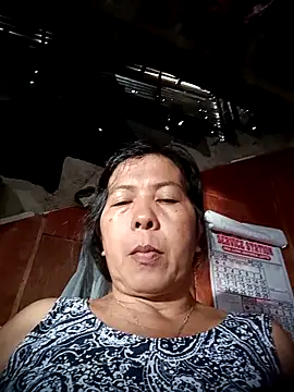 TropicalFlower online show from November 2025 01:49:02 AM