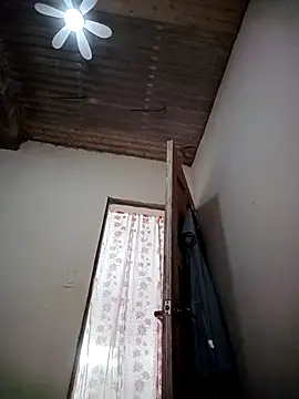 TropicalFlower online show from April 2026 08:18:02 AM