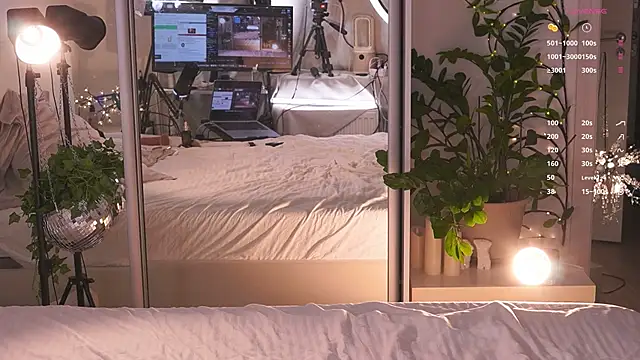 Ffoxyflame online show from June 2026 02:24:02 AM