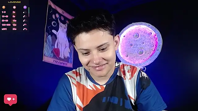 girl intense444 online show from February 2026 01:00:02 PM