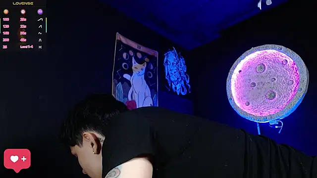 girl intense444 online show from March 2026 01:22:01 PM