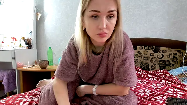 ModelEva online show from January 2025 09:48:01 AM