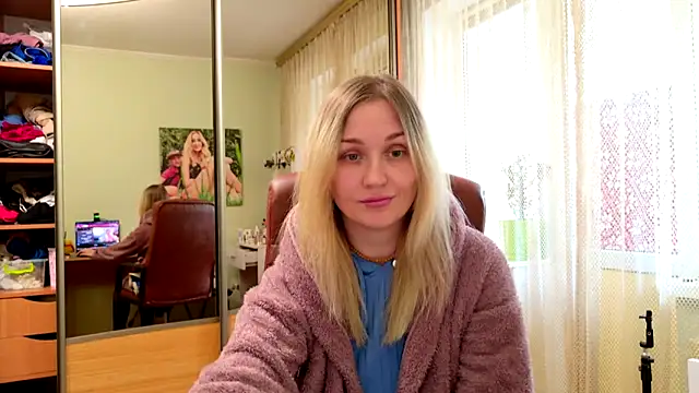 ModelEva online show from April 2026 01:39:02 PM