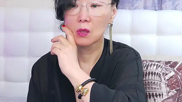 Asian legs online show from October 2025 09:13:01 AM