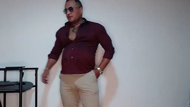 hardrock982 online show from December 2025 01:28:02 PM