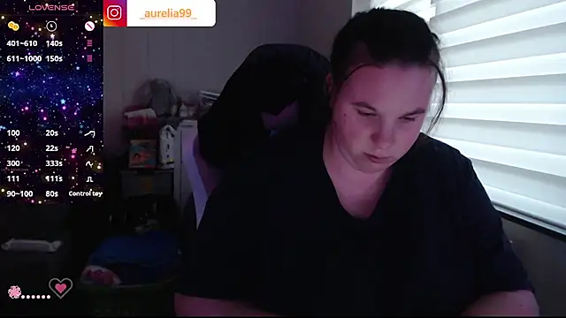 Snapshot of AureliaWinter chatting on July 2026 07:17:01 PM AureliaWinter online show from July 2026 07:17:01 PM