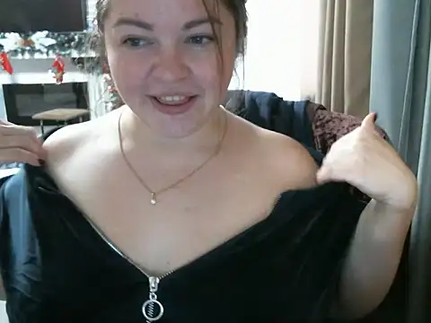 cute  cherry online show from December 2024 11:39:02 AM