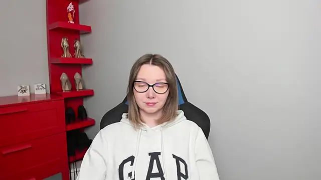 Cookie zoe online show from April 2026 05:30:01 AM