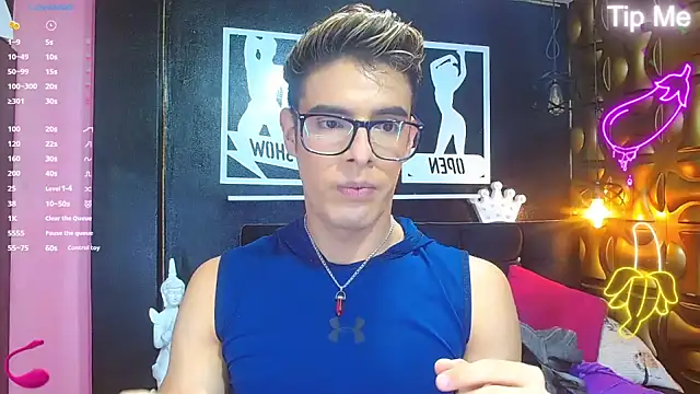 Snapshot of angel_sexyevil chatting on January 2025 12:21:01 PM angel sexyevil online show from January 2025 12:21:01 PM
