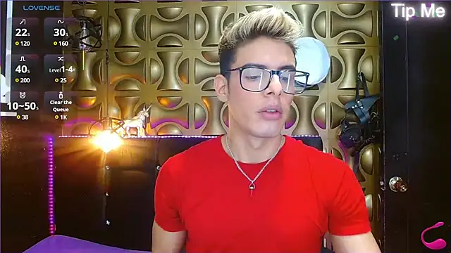 Snapshot of angel_sexyevil chatting on February 2025 12:23:02 PM angel sexyevil online show from February 2025 12:23:02 PM