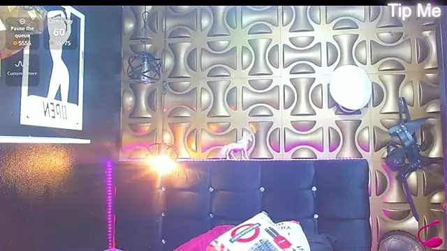 Snapshot of angel_sexyevil chatting on March 2025 12:27:02 PM angel sexyevil online show from March 2025 12:27:02 PM