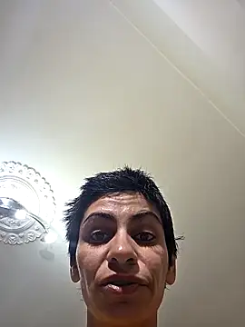 hotSANDRA STARR online show from October 2025 04:38:01 PM