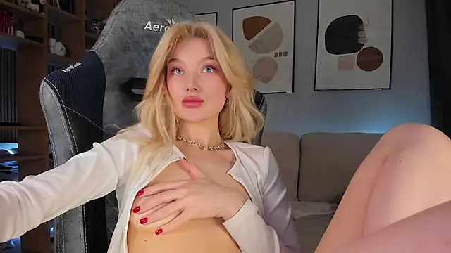 sugar club online show from January 2025 10:01:01 PM