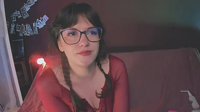 juby yuby online show from March 2026 12:10:02 PM