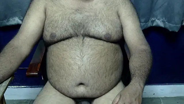 Snapshot of hairysubcub_70 chatting on December 2025 05:42:02 PM hairysubcub 70 online show from December 2025 05:42:02 PM