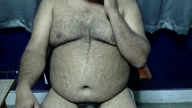 Snapshot of hairysubcub_70 chatting on January 2026 04:44:01 PM hairysubcub 70 online show from January 2026 04:44:01 PM