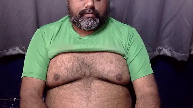 Snapshot of hairysubcub_70 chatting on February 2026 04:43:02 AM hairysubcub 70 online show from February 2026 04:43:02 AM