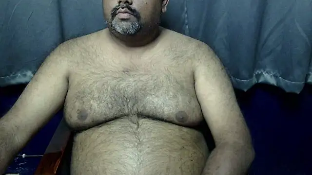 Snapshot of hairysubcub_70 chatting on February 2026 08:08:02 AM hairysubcub 70 online show from February 2026 08:08:02 AM