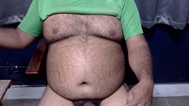 Snapshot of hairysubcub_70 chatting on February 2026 07:51:01 AM hairysubcub 70 online show from February 2026 07:51:01 AM
