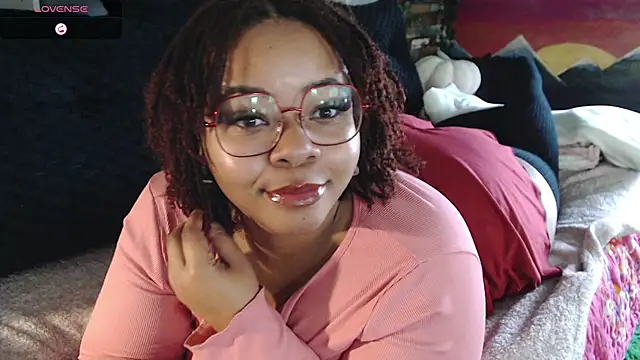 Snapshot of -khayaparker chatting on December 2024 06:53:01 PM -khayaparker online show from December 2024 06:53:01 PM