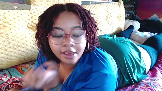 Snapshot of -khayaparker chatting on January 2025 04:37:02 PM -khayaparker online show from January 2025 04:37:02 PM