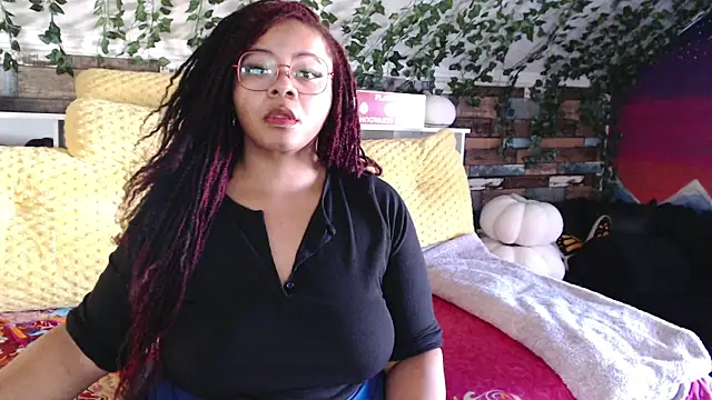 Snapshot of -khayaparker chatting on February 2025 05:51:02 PM -khayaparker online show from February 2025 05:51:02 PM