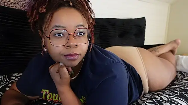 Snapshot of -khayaparker chatting on June 2026 01:26:02 PM -khayaparker online show from June 2026 01:26:02 PM