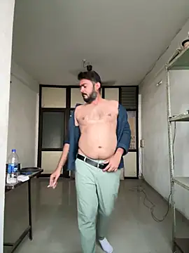 Snapshot of Spicy_aryan chatting on March 2025 01:07:02 PM Spicy aryan online show from March 2025 01:07:02 PM