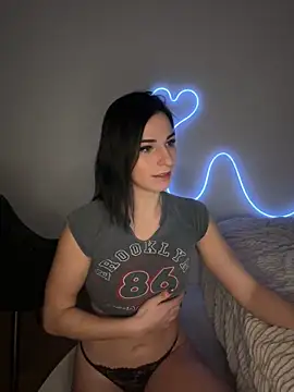 OIivia online show from January 2025 07:23:02 PM