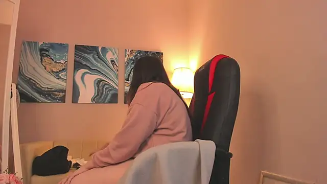 BattyMoll online show from December 2024 02:32:01 AM