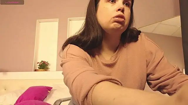 BattyMoll online show from February 2025 11:02:01 AM