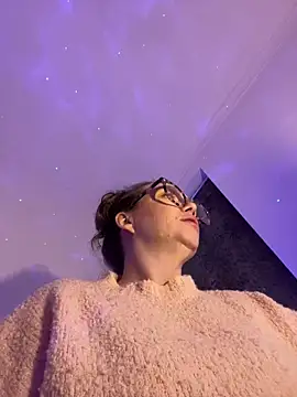 FemDom RubyKnightXXO online show from March 2025 09:37:02 PM