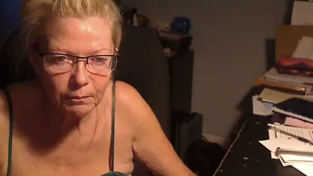 XTRAHORNYONE online show from March 2025 02:48:01 AM