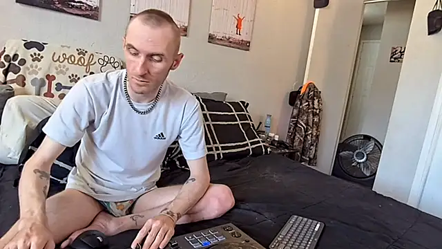 pyrowuff online show from February 2026 09:52:01 PM