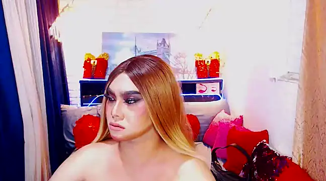 Snapshot of TsGoddessNhicolle chatting on December 2024 09:47:02 PM TsGoddessNhicolle online show from December 2024 09:47:02 PM